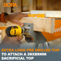 Persoană folosind impact driver galben pentru fixare pe masa BORA PM‑4550T cu picioare independente