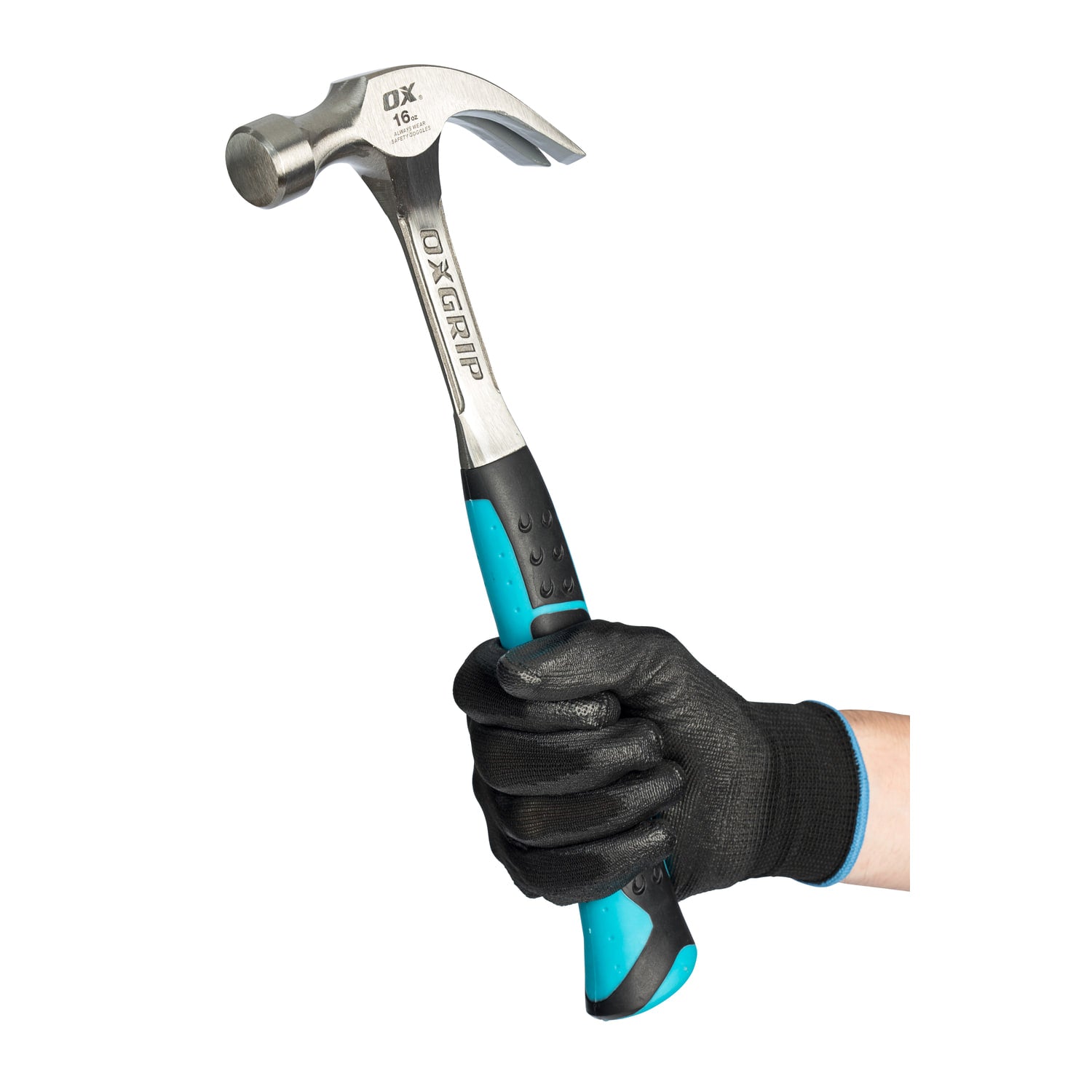 Ciocan cu gheară OX Pro de 16 oz în mână — echilibrat, cu mâner antivibrație soft-grip