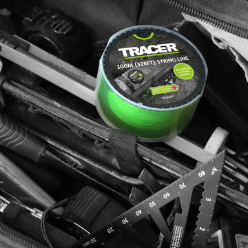 Linie de sfoară verde strălucitoare pe un tambur.