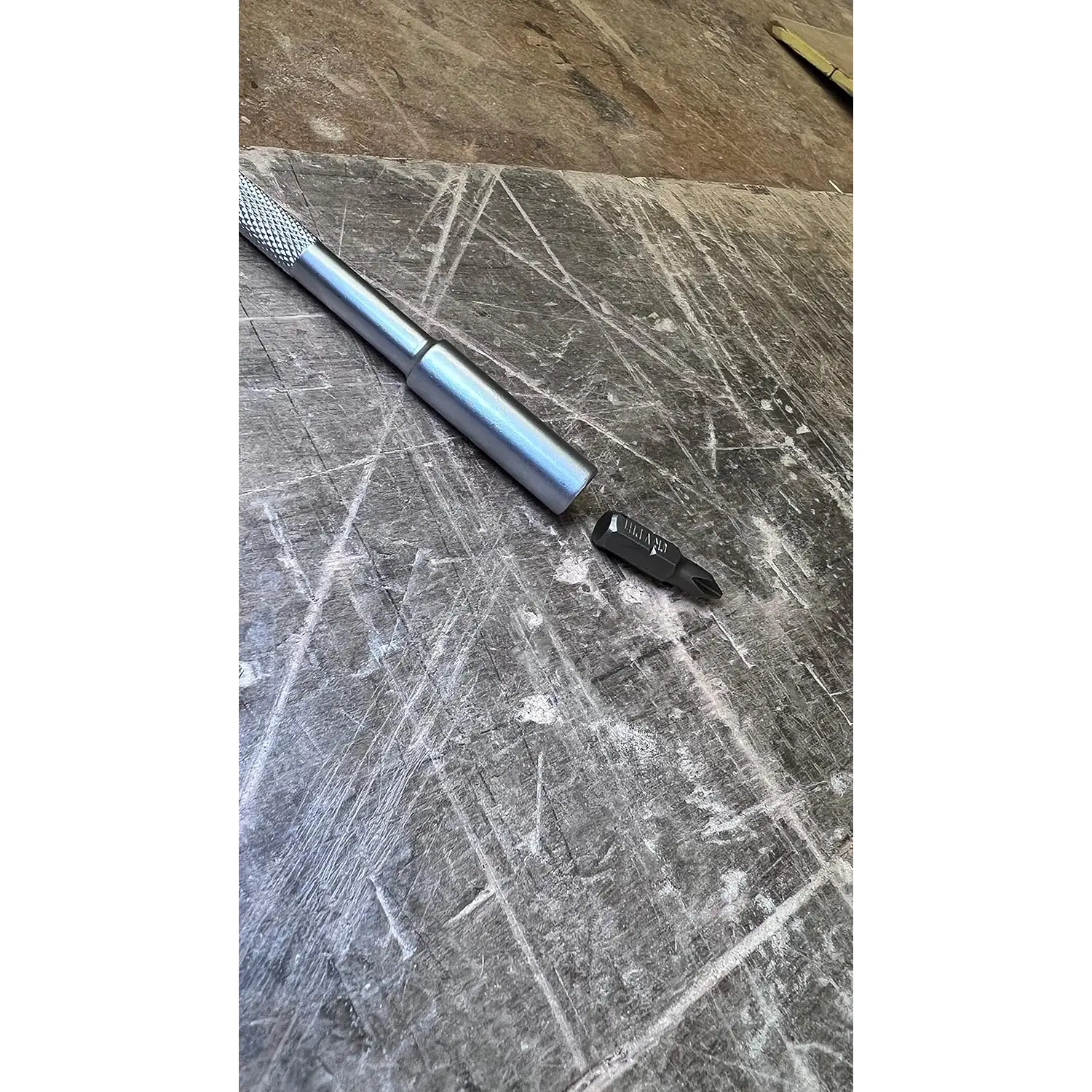 Maner metal cu clichet OX Pro ratchet blocabil și magazie în mână cu bituri Cr-V