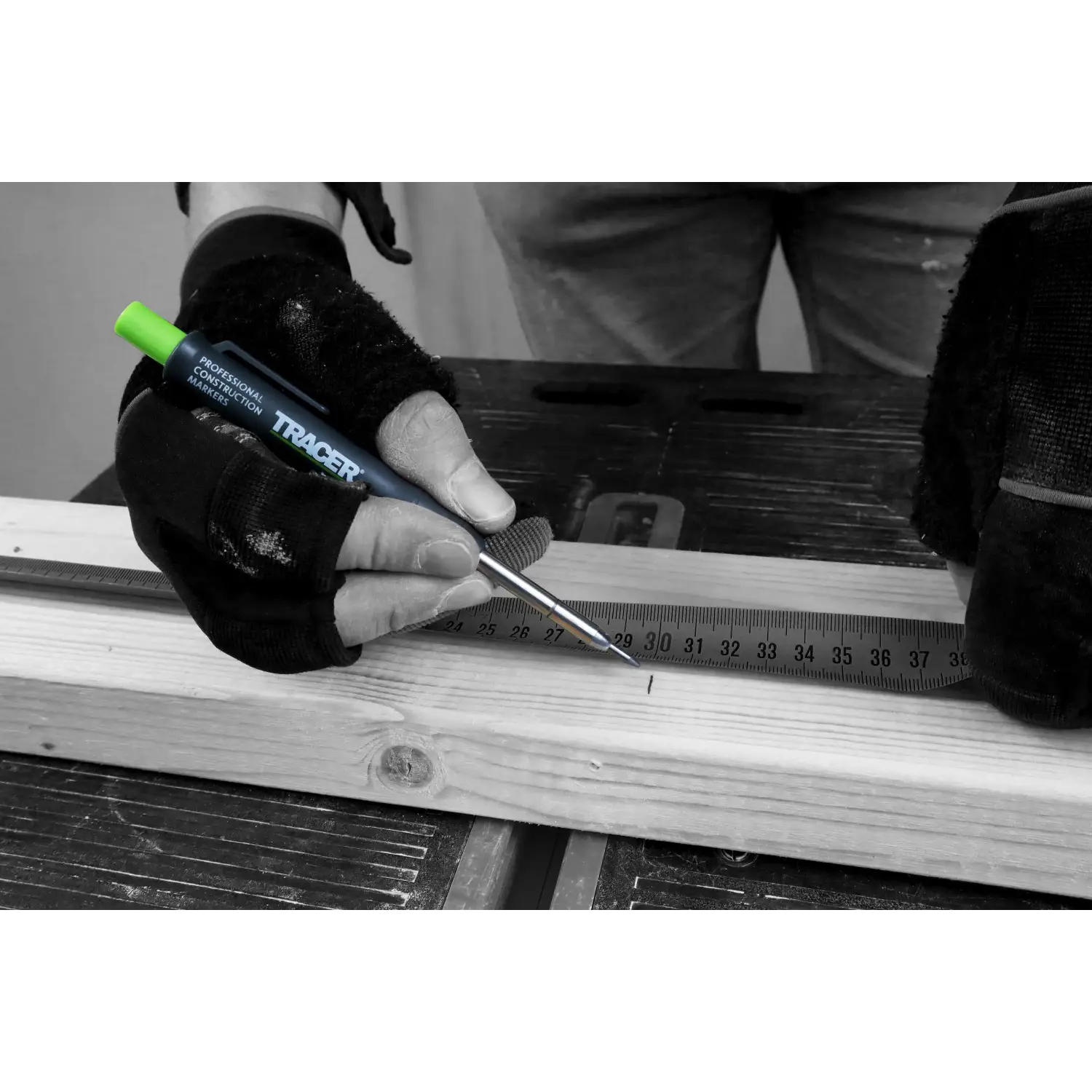 Creion mecanic pentru găuri adânci Tracer ADP2 cu capac verde pentru marcaj precis