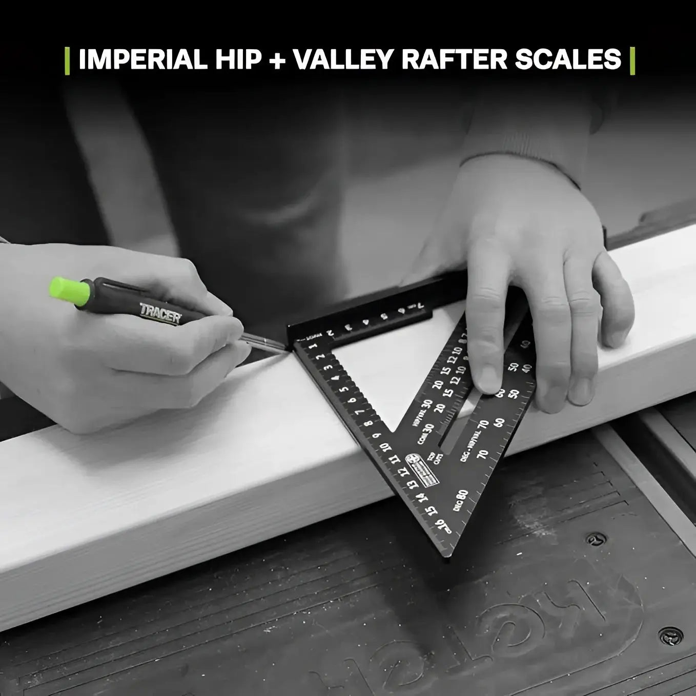 Persoană folosind tracer asq7m echer rapid și creion pentru marcaj lemn